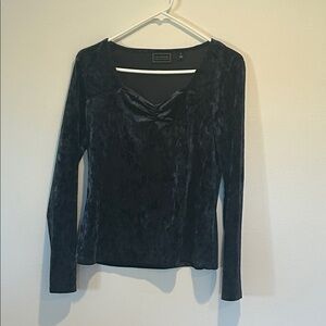 G by Giuliana Black Velvet Long Sleeve Top
